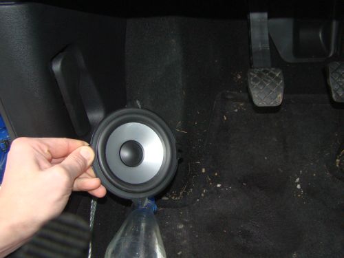 Kickbassgehaeuse links 003