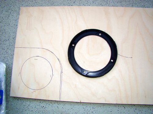 Kickbassgehaeuse links 014