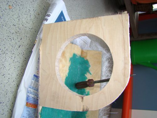 Kickbassgehaeuse links 015