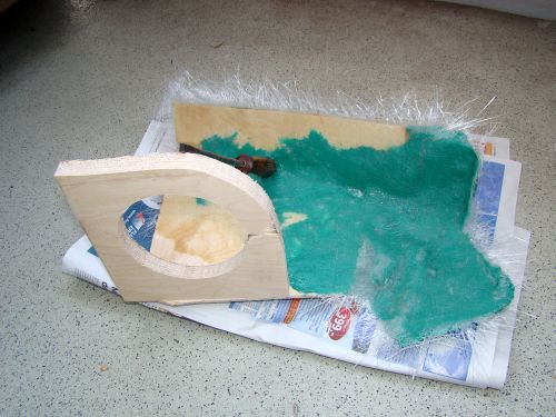 Kickbassgehaeuse links 016