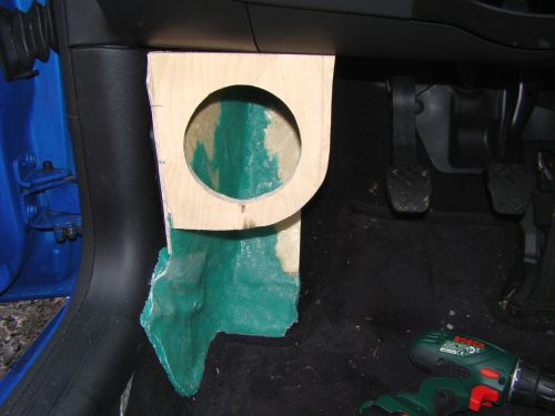 Kickbassgehaeuse links 027