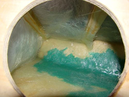 Kickbassgehaeuse links 042