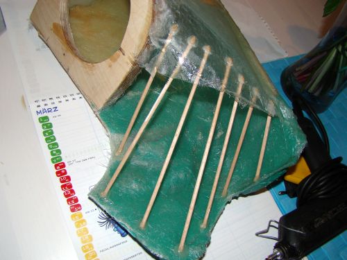 Kickbassgehaeuse links 043