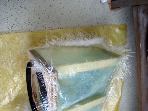 Kickbassgehaeuse links 054