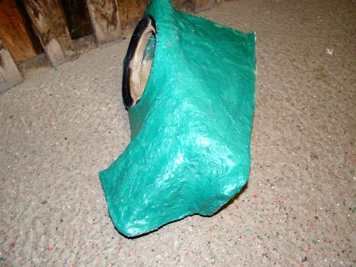 Kickbassgehaeuse links 068