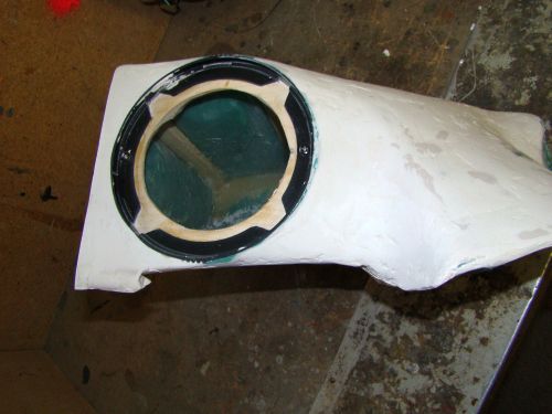 Kickbassgehaeuse links 085