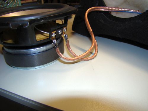 Kickbassgehaeuse links 129