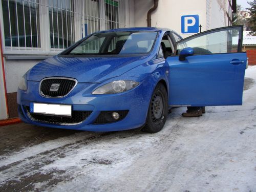 Kickbassgehaeuse links 142