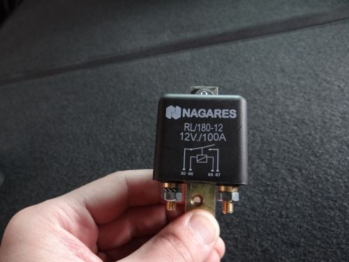 Anschluss Remote und Zusatzbatterie 00001