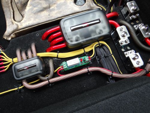 Anschluss Remote und Zusatzbatterie 00020