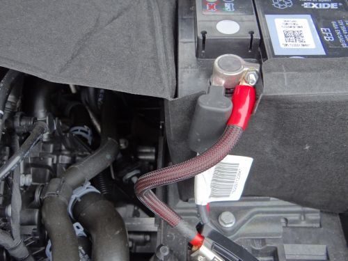 Anschluss Remote und Zusatzbatterie 00028