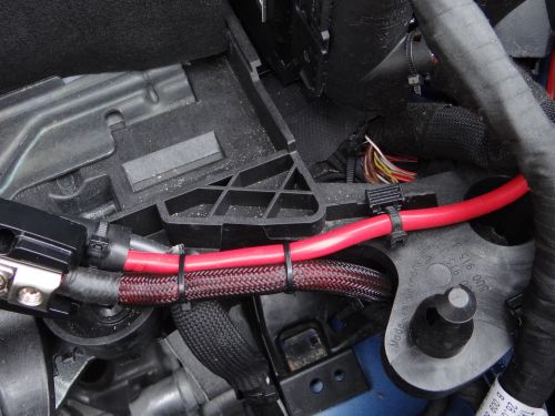 Anschluss Remote und Zusatzbatterie 00029