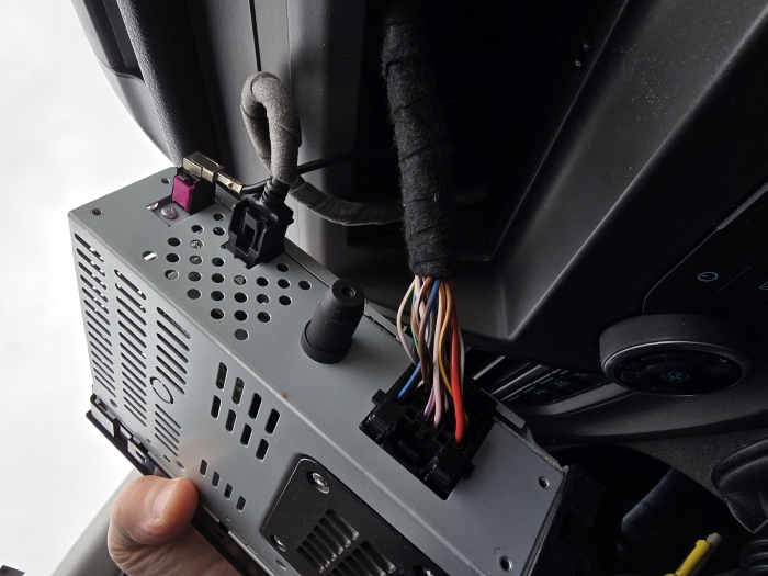Radioausbau Ford Transit Custom 00004
