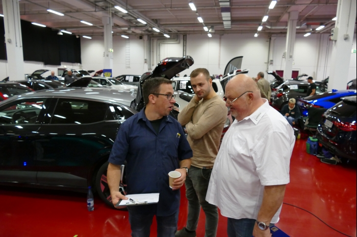 DM AYA EMMA 2025 00125